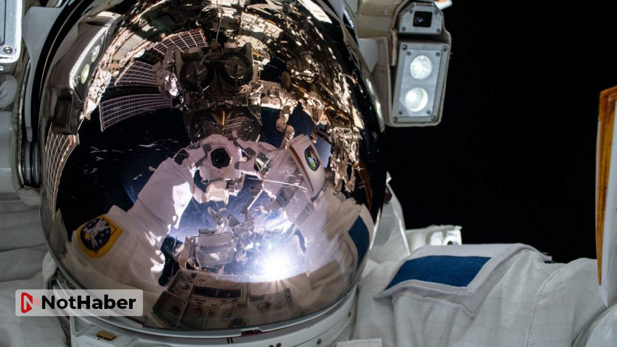 Astronotlar, yeni güneş paneli için uzayda yürüyüşe çıktı
