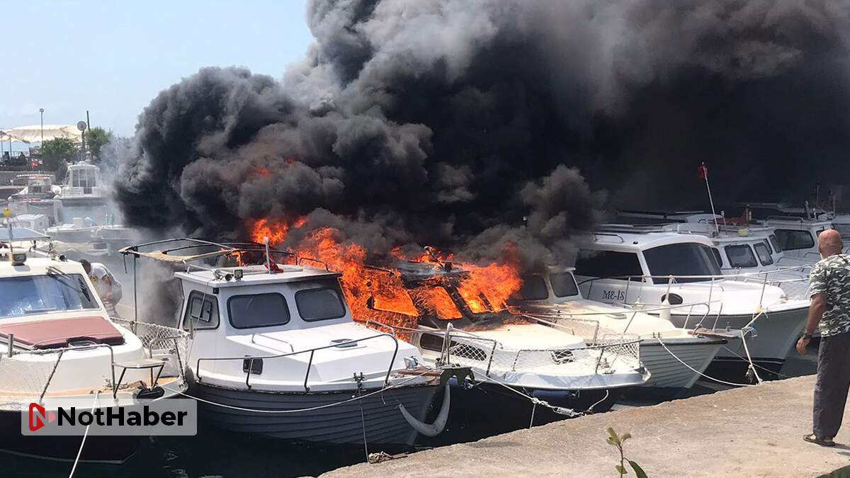 İstanbul’da tekne yangını