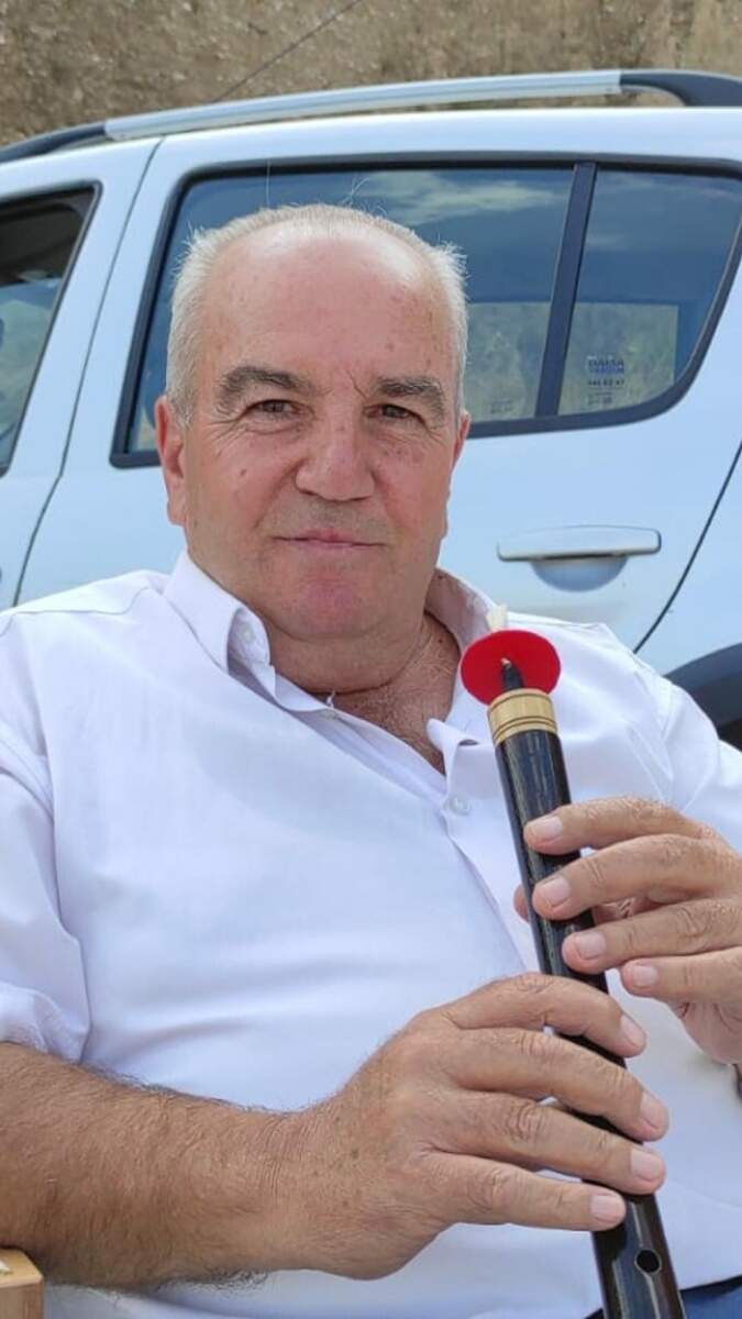 Eşi evden kovdu! Cezası 40 gün dağ başında zurna çalmak!