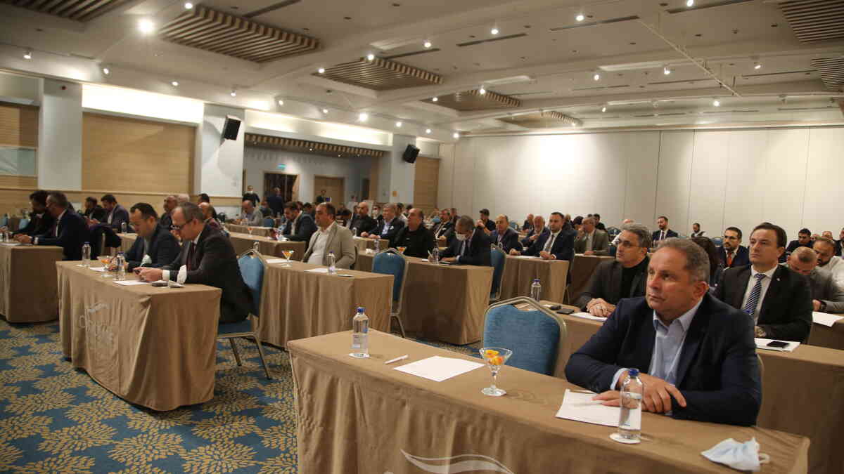 Antalya'da "Türkiye İnşaat Sektörü Çalıştayı" başladı