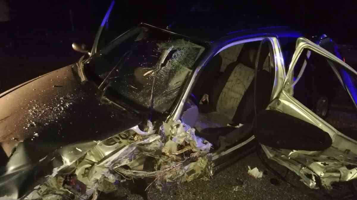 Muğla'da kaza yapan otomobilde sıkışan sürücüyü itfaiye kurtardı